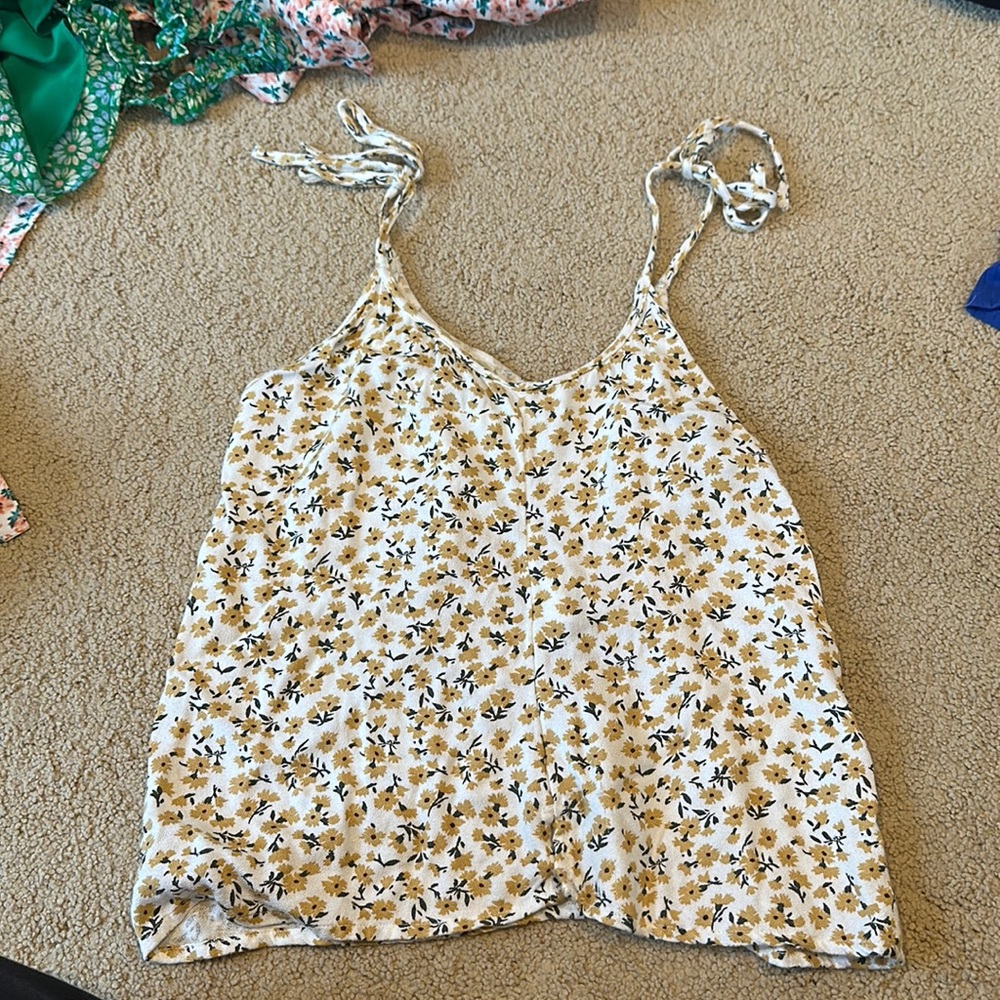Floral abercrombie tank
